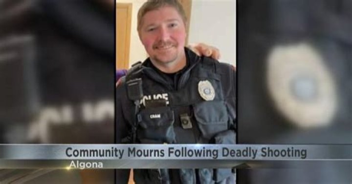 4. Algona community mourns the tragic death of Officer Kevin Cram