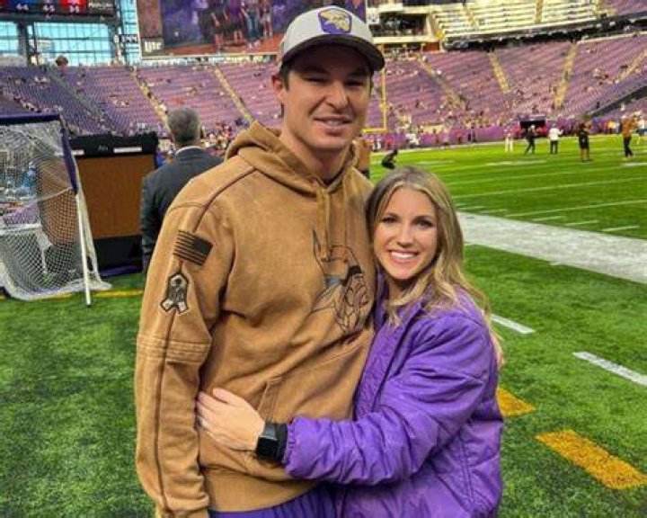Nick Mullens Wife, Who Is Haleigh Hughes? When They Meet? Kids, Family, Net Worth